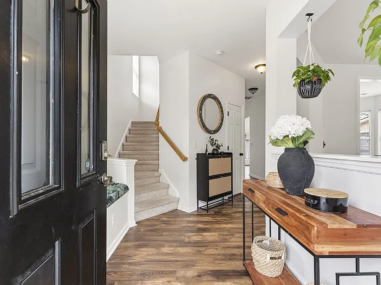 1715 Alan Brooke Dr — Photo 6