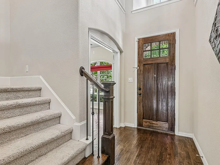 1828 Houghton Dr — Photo 29