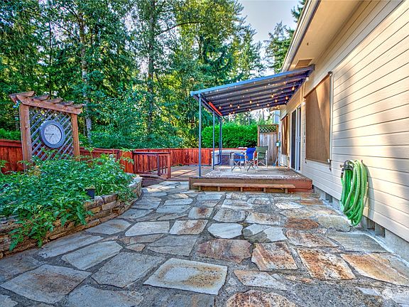 3rd image of 1420 Noble Firs Court