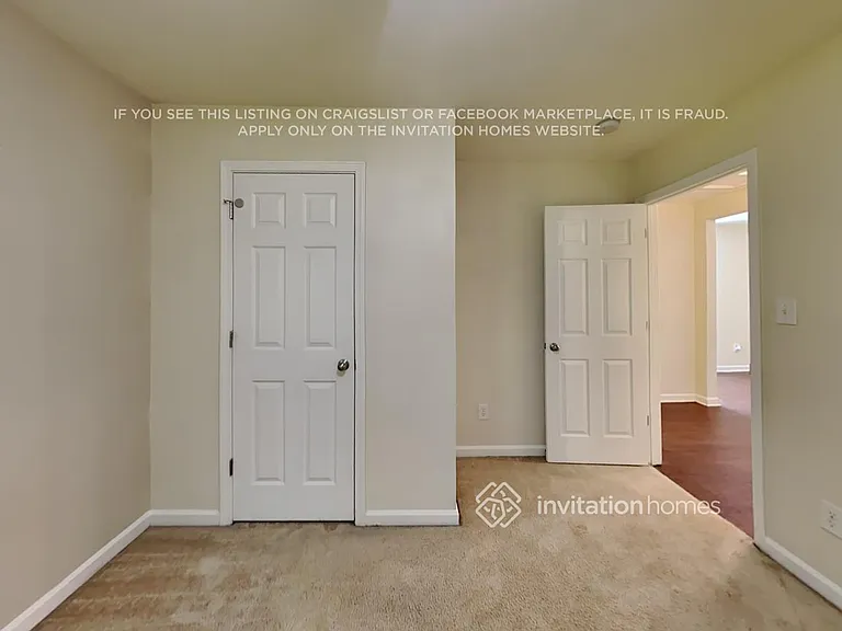 447 Grenier Ter — Photo 16