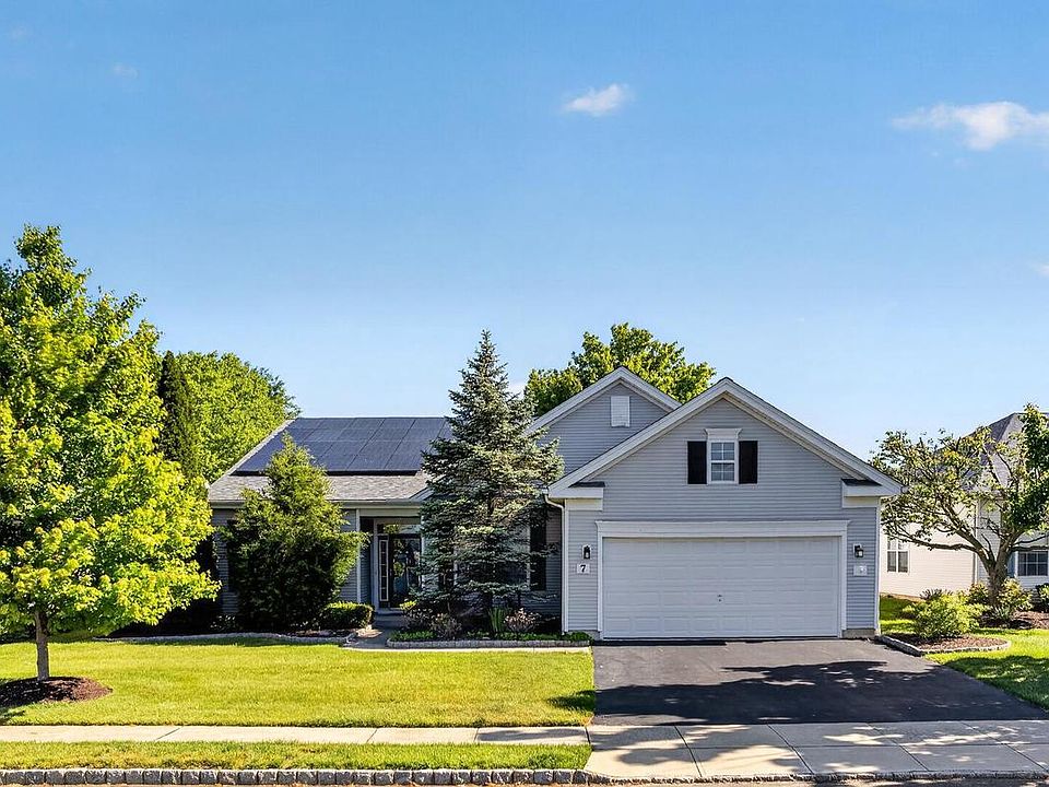 1st image of 7 Allister Ln