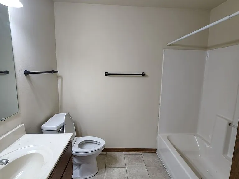 Badger Place Apartments — Photo 9