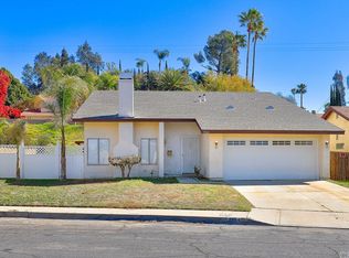 3364 Lynwood Dr, Highland, CA 92346