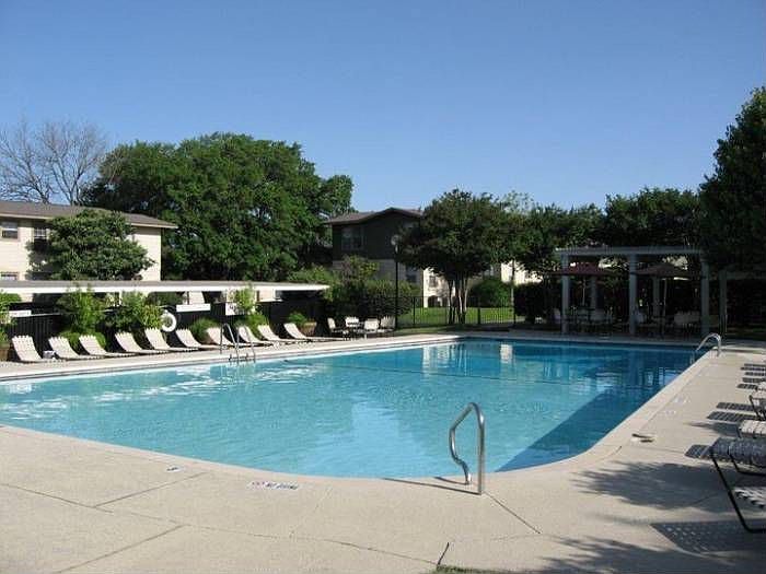 10ft deep lap pool
