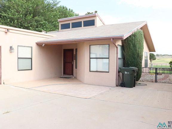 3rd image of 809 Tanoan Ct