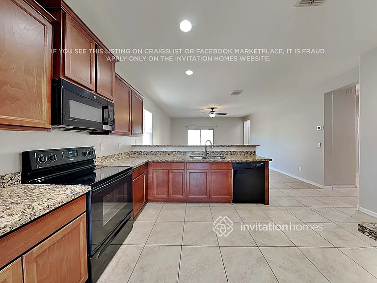 24446 W Sheraton Ln — Photo 7