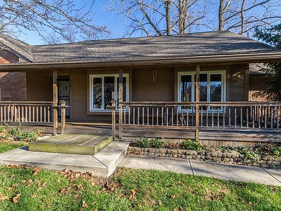 2nd image of 5981 Apple Blossom Ln