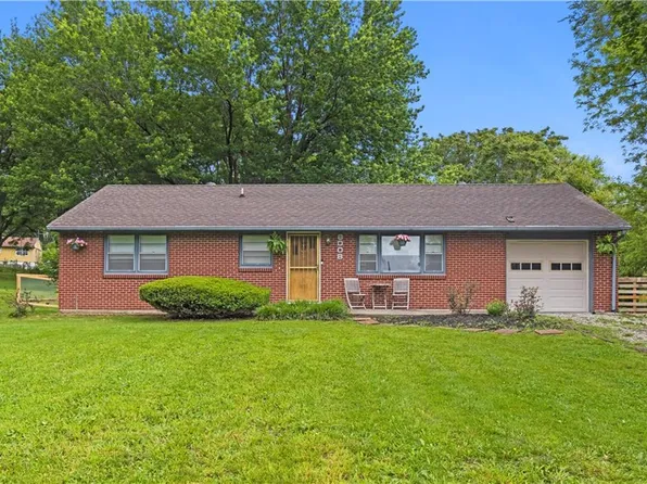 8008 Greeley Ave, Kansas City, KS 66109