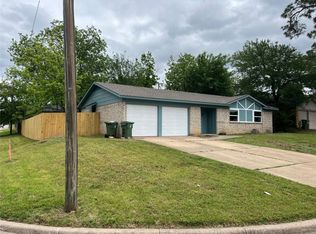 2501 Bent Tree Ln, Arlington, TX 76016