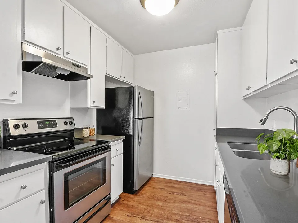 Stoner Avenue Apartments