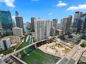 350 S Miami Ave