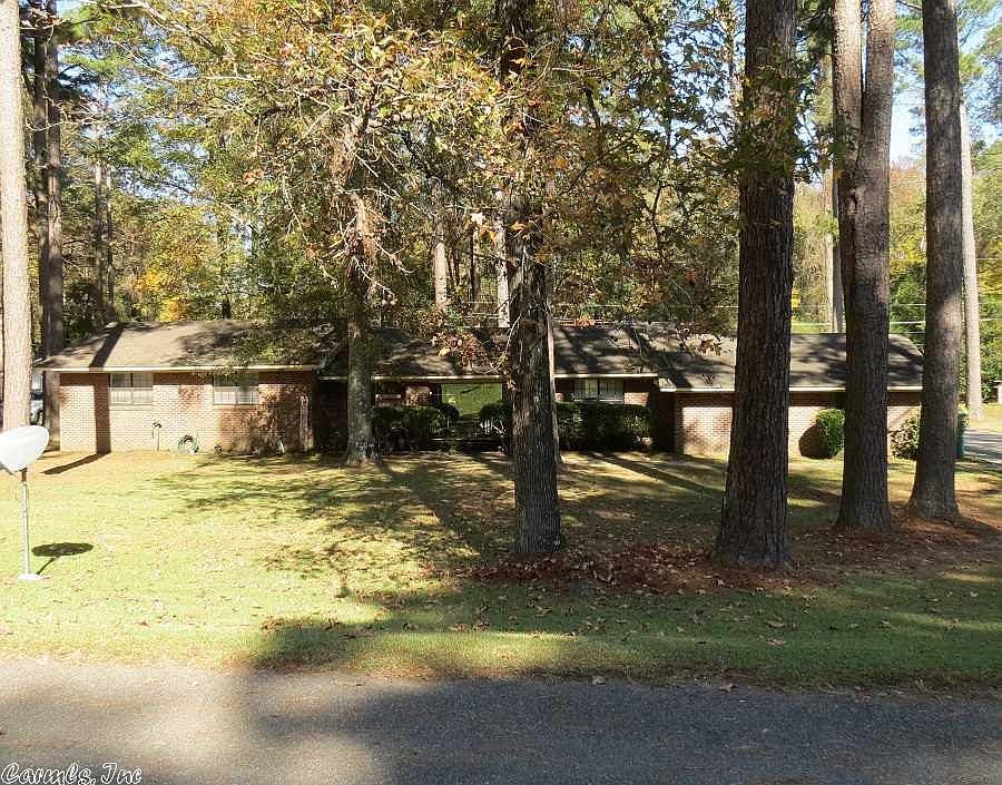 1st image of 7409 Suburbia Dr
