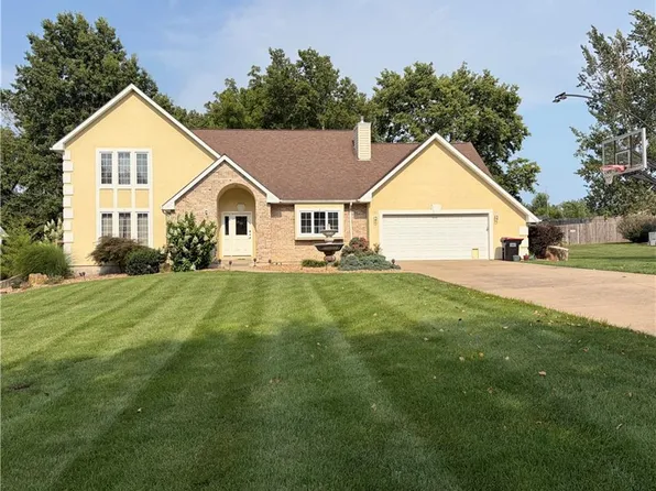 4135 Apple Ridge Rd, Sedalia, MO 65301