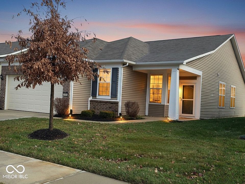 1st image of 4880 Dahlia Dr