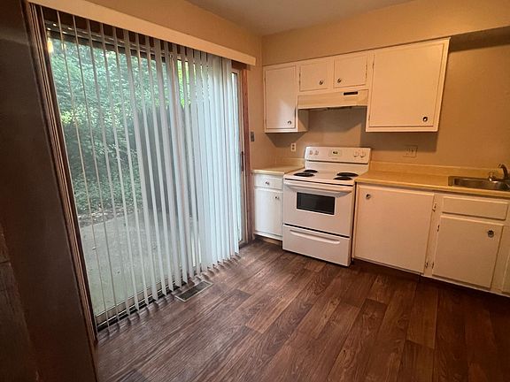 4th image of 1313 W Jeth Ct #1313