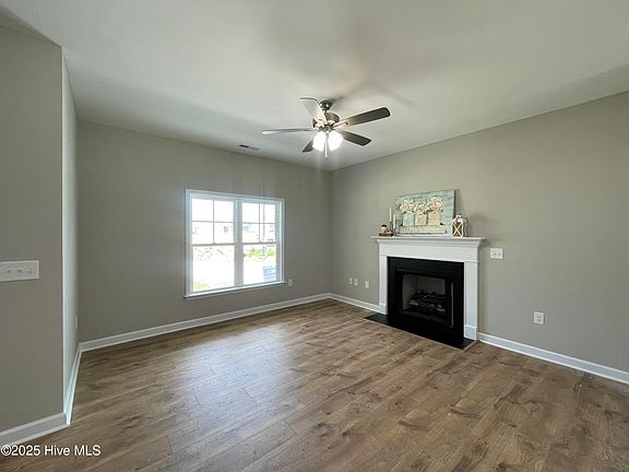 5th image of 112 Dunbar Hill Drive