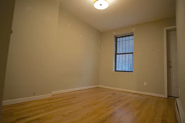 Rented by Lofts and Flats LLC | media 52