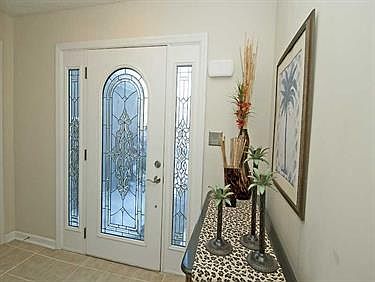 2nd image of 67 New London Ln