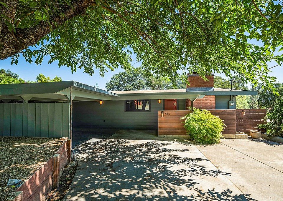 1st image of 480 Forest Dr