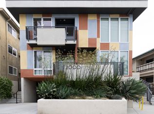 2000 N Beachwood Dr #102, Los Angeles, CA 90068