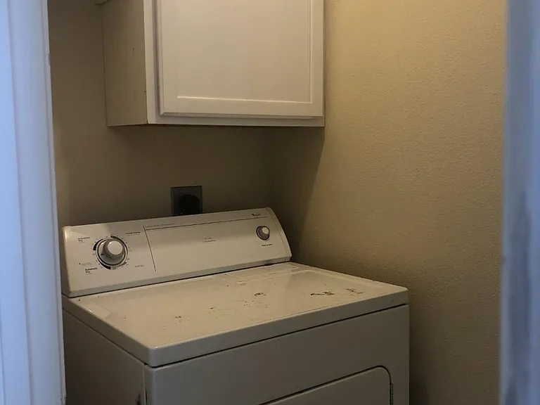 2110 Highland Bay Ct — Photo 29