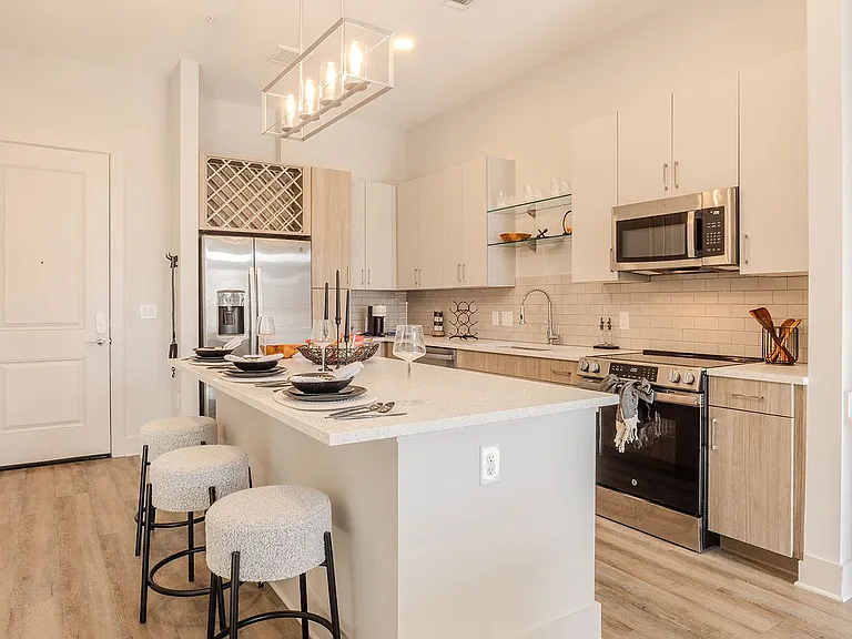 Tessa Matthews Homes, Townhomes and Apartments — Photo 34