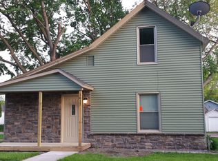 1611 W 9th St, Davenport, IA 52804