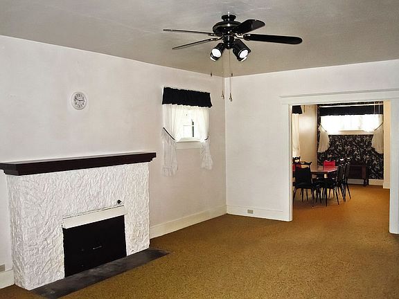 Living room / Dining room