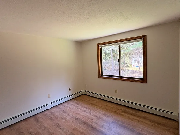 1231 Hill Farm Rd — Photo 9