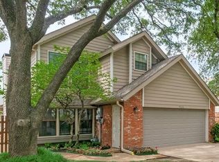 4026 Rive Ln, Addison, TX 75001