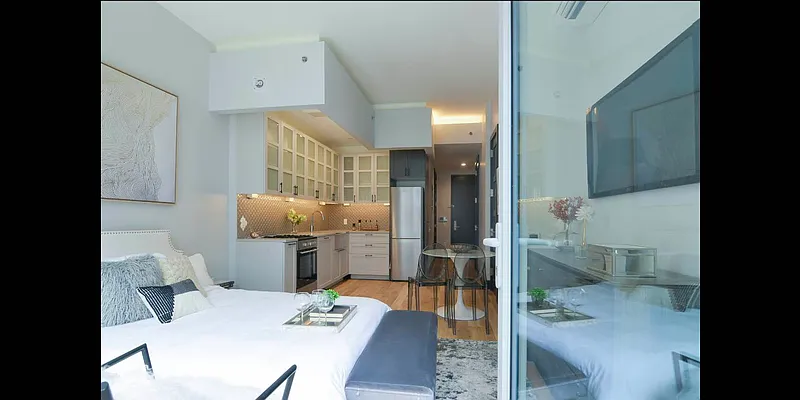 Rented by The KCI Group | media 5