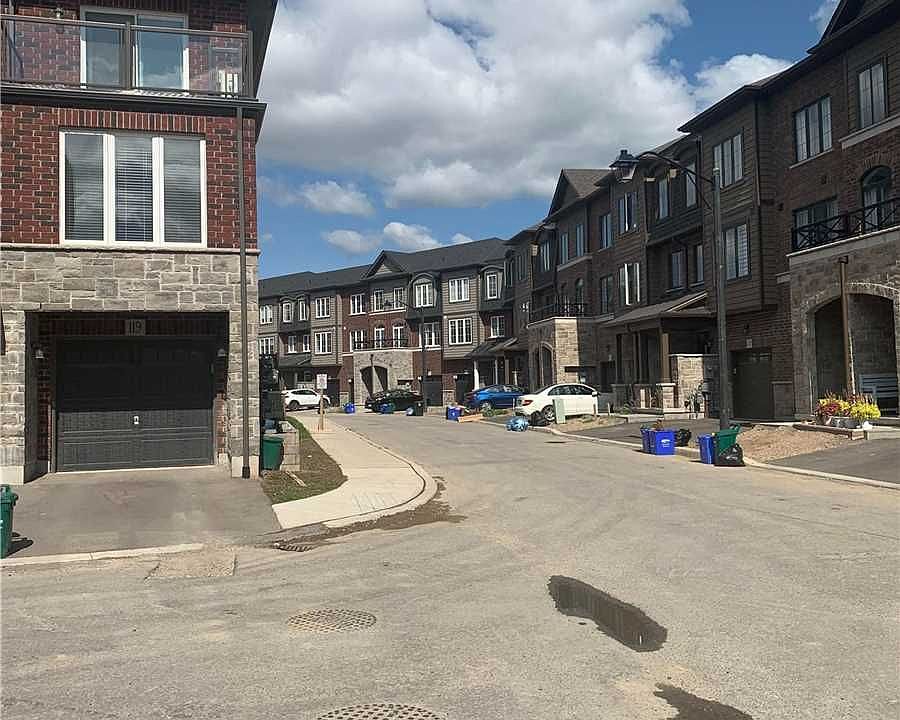 2nd image of 445 Ontario St N #119