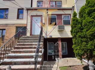 31 Pearsall Ave #G, Jersey City, NJ 07305