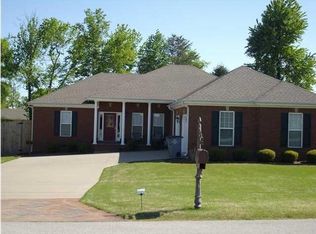 12 Cedarbrook Ln, Killen, AL 35645