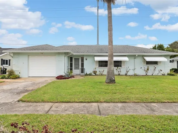 1748 Starlight Dr, Clearwater, FL 33755