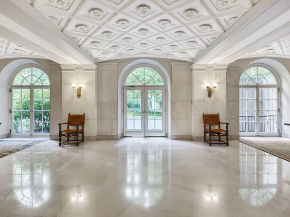 210 West 90th Street image 11 of 18