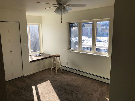 Large bedrooms with big windows and South exposure.