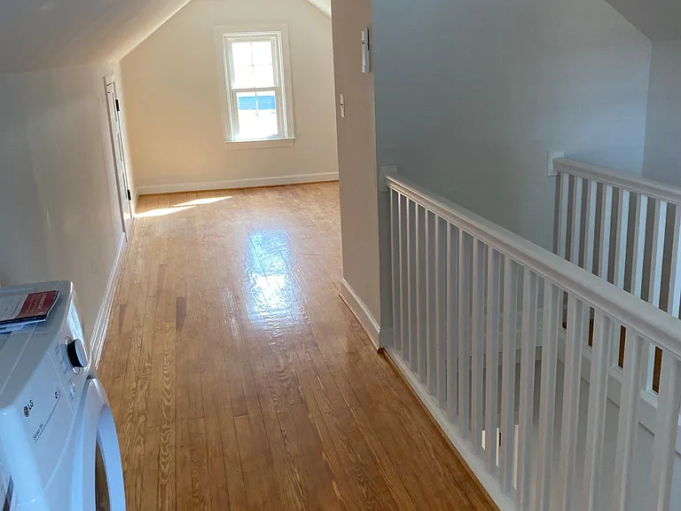 2514 S Kenwood St — Photo 16