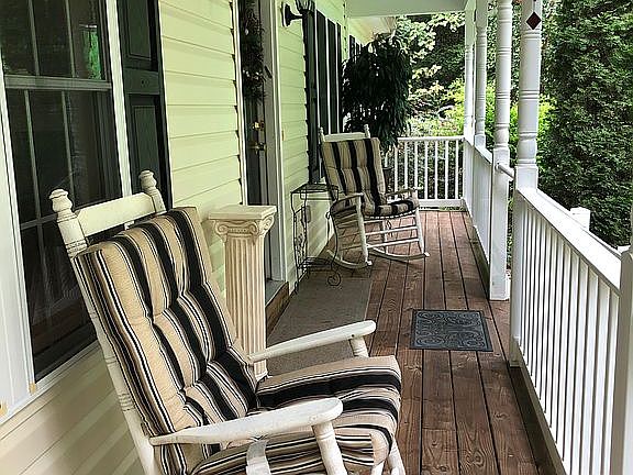 Welcoming front porch 
