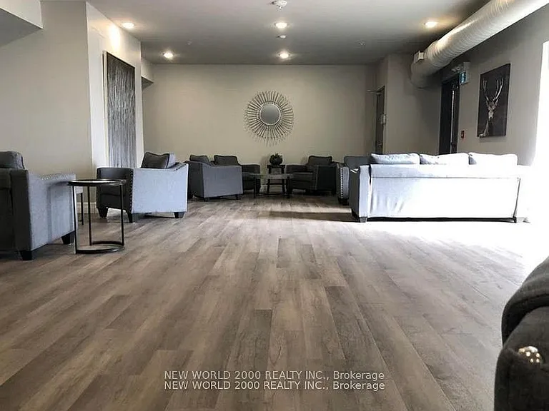 501 Frontenac St #106 — Photo 10