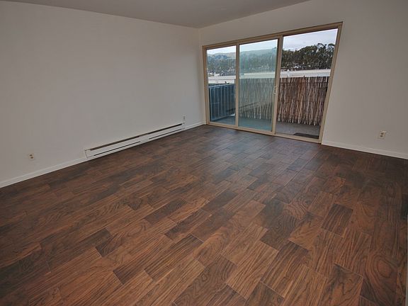 5th image of 187 Country Club Dr APT 4