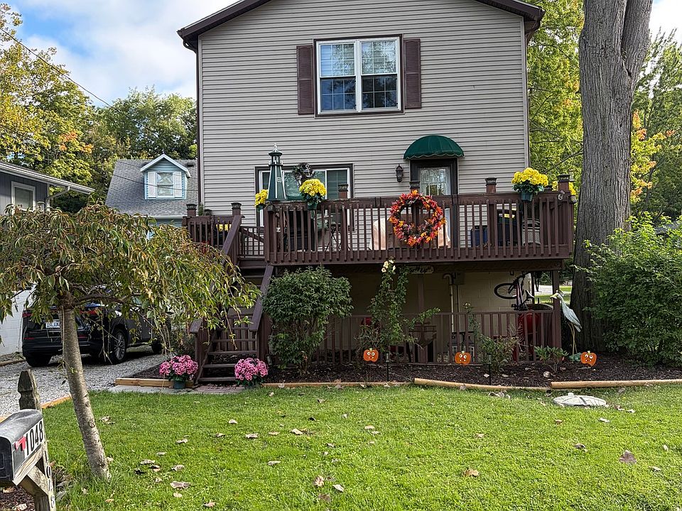 1st image of 1048 Riverside Dr