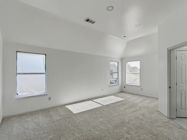 5001 Spicewood Dr — Photo 23