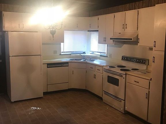2nd image of 1227 Lester St #B