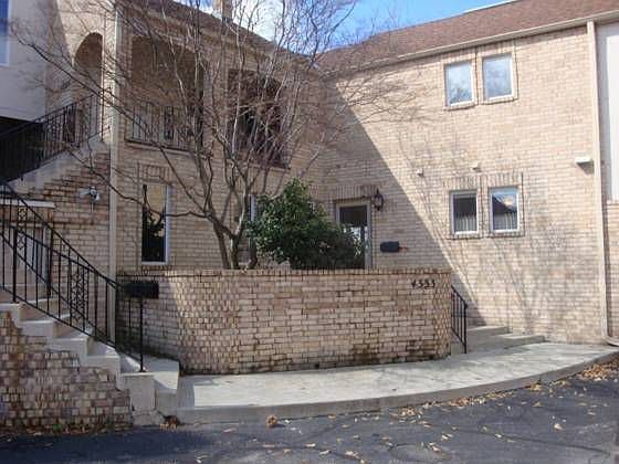 1st image of 4333 Latin Ln