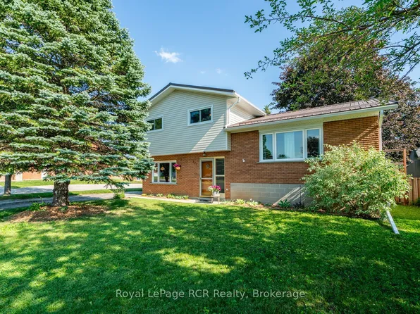 571 12th St, Hanover, ON N4N 1W5