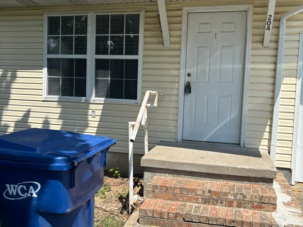 204 S Maple St #204, Rogersville, MO 65742