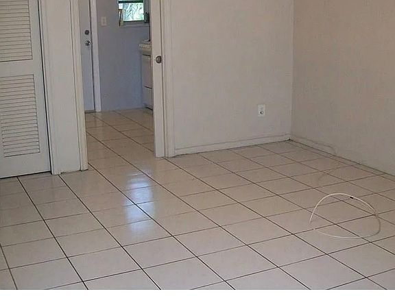 5th image of 1503 N 20th Ave #A
