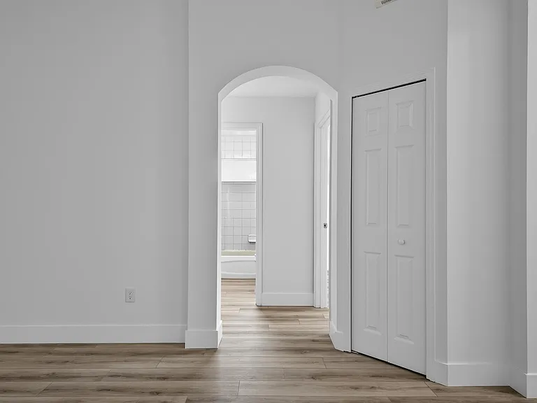 70 Ryan Dr — Photo 33