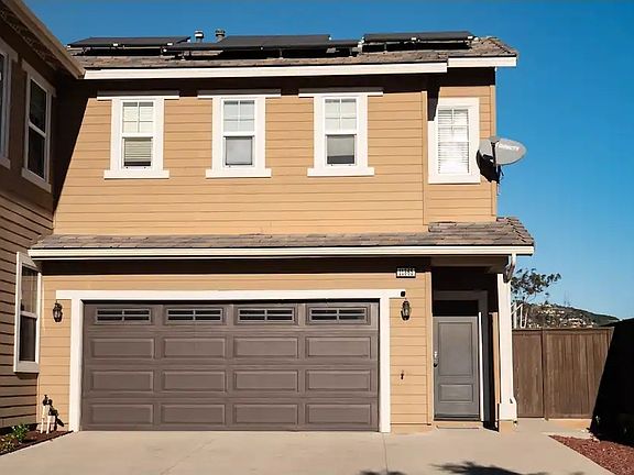 3rd image of 11365 Tiger Lily St